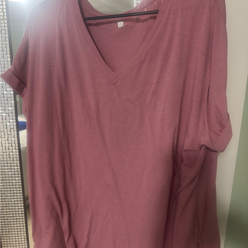 Women's Pink V-Neck Top